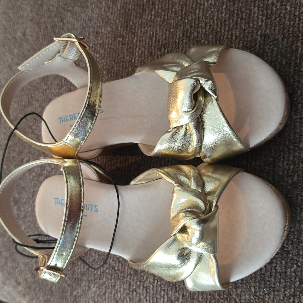 THEREABOUTS BRAND GIRL'S GOLD SCARLETT SANDALS SIZE 11